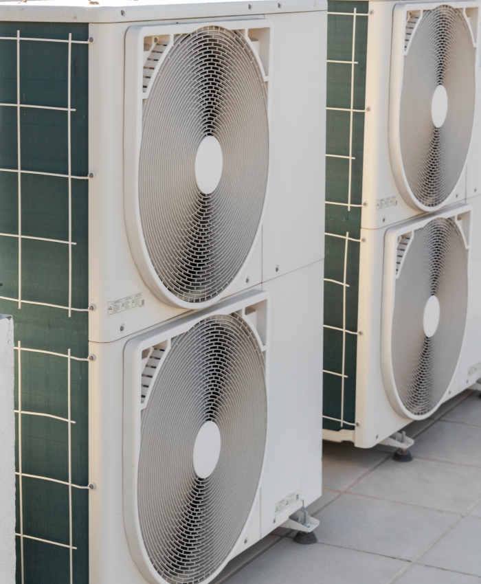 Unités extérieures de climatisation installées